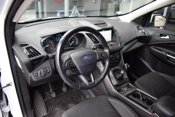 Ford Kuga 1.5 EcoBoost Titanium | Trekhaak | Stuur- en Stoelverw. | Cruise