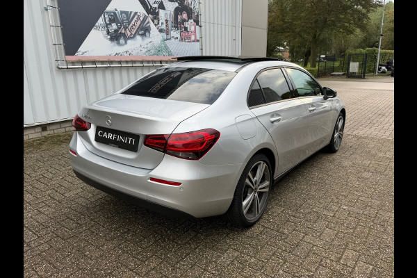 Mercedes-Benz A-Klasse 250 e Business Line Limousine Automaat 218 Pk | Panoramadak | Navigatie | Climate | Cruise control | 19".