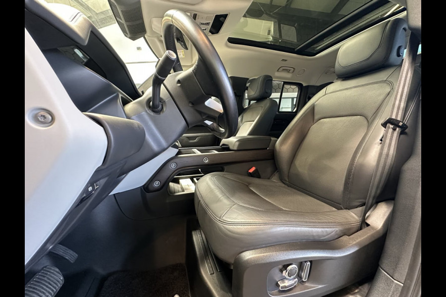 Land Rover Defender 130 3.0 P400 130 X-Dynamic SE 8-pers. ** 22inch ** HUD ** Panodak ** Ventilatie **