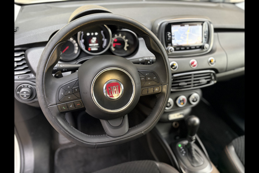 Fiat 500X Cross 1.4 Turbo MultiAir S-Design Cross Airco - Parkeersensor achter - Navigatie - Cruise control - Bluetooth - Dakrails - Radio - Licht metalen velgen 19 inch - Start/stop systeem - Lederen/stof bekleding - Elektrische ramen - Extra getint glas achter -  Keyless entry