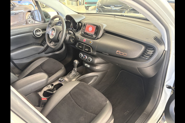 Fiat 500X Cross 1.4 Turbo MultiAir S-Design Cross Airco - Parkeersensor achter - Navigatie - Cruise control - Bluetooth - Dakrails - Radio - Licht metalen velgen 19 inch - Start/stop systeem - Lederen/stof bekleding - Elektrische ramen - Extra getint glas achter -  Keyless entry