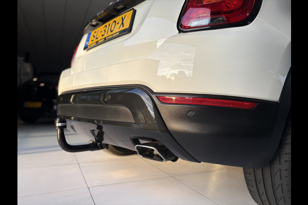 Fiat 500X Cross 1.4 Turbo MultiAir S-Design Cross Airco - Parkeersensor achter - Navigatie - Cruise control - Bluetooth - Dakrails - Radio - Licht metalen velgen 19 inch - Start/stop systeem - Lederen/stof bekleding - Elektrische ramen - Extra getint glas achter -  Keyless entry