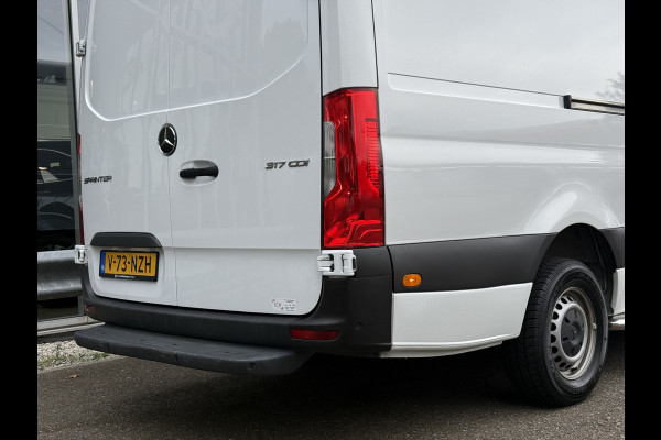 Mercedes-Benz Sprinter 317 1.9 CDI L3H2 RWD | Facelift | Stoelverw. | PDC | Camera | Navi | Carplay