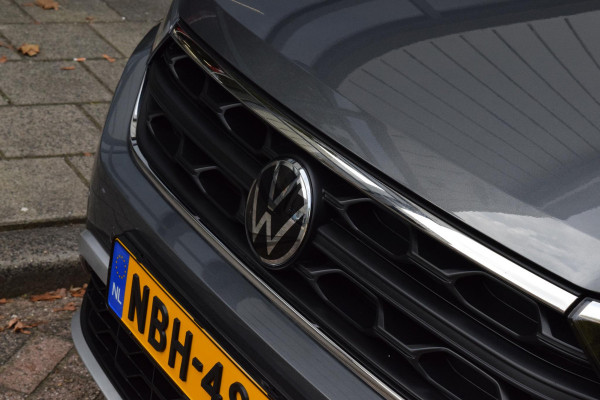 Volkswagen T-Roc 1.5 150pk TSI|ACC|Carplay|als nieuw!