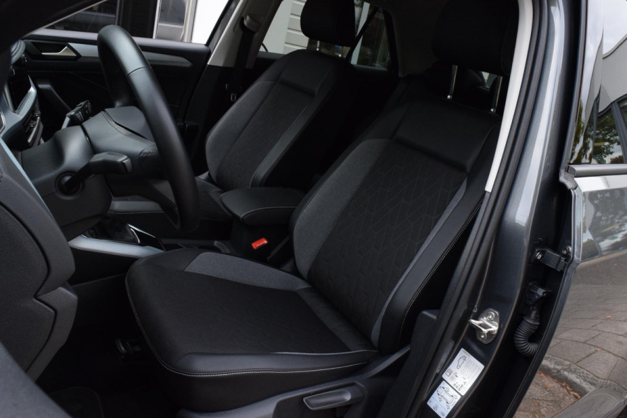 Volkswagen T-Roc 1.5 150pk TSI|ACC|Carplay|als nieuw!
