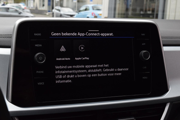 Volkswagen T-Roc 1.5 150pk TSI|ACC|Carplay|als nieuw!