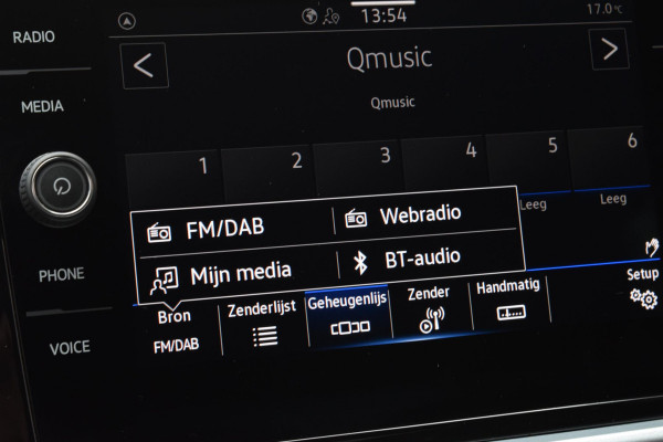 Volkswagen T-Roc 1.5 150pk TSI|ACC|Carplay|als nieuw!