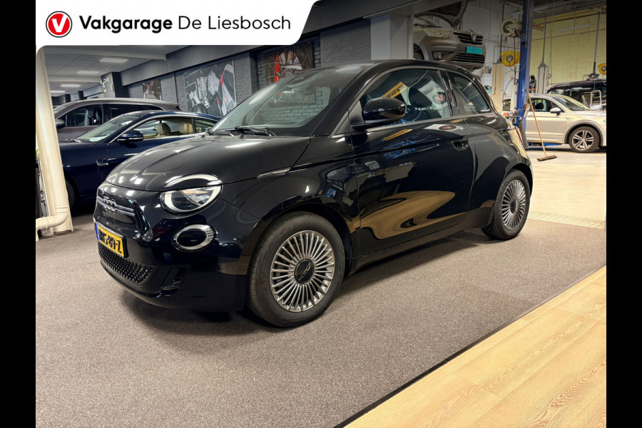 Fiat 500 E 42 kWh /Icon/ airco / carplay