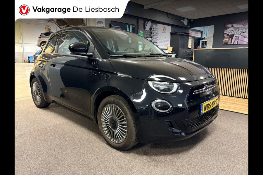 Fiat 500 E 42 kWh /Icon/ airco / carplay