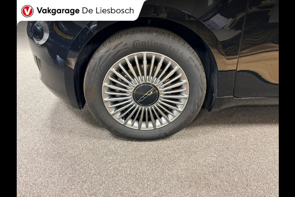 Fiat 500 E 42 kWh /Icon/ airco / carplay