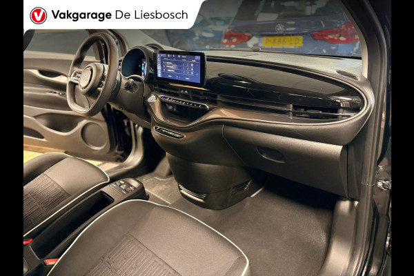 Fiat 500 E 42 kWh /Icon/ airco / carplay