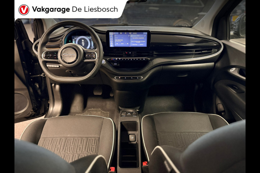 Fiat 500 E 42 kWh /Icon/ airco / carplay