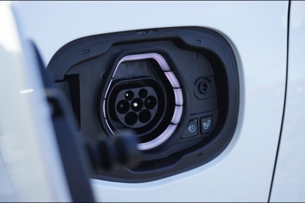 Ford Kuga 2.5 PHEV Titanium | PANO | WINTERPACK | HEAD UP | CARPLAY