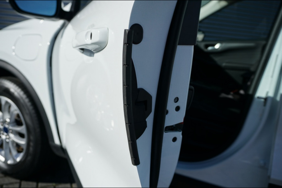 Ford Kuga 2.5 PHEV Titanium | PANO | WINTERPACK | HEAD UP | CARPLAY