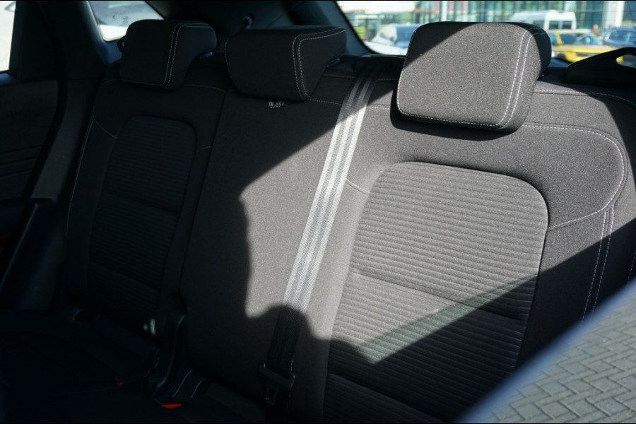 Ford Kuga 2.5 PHEV Titanium | PANO | WINTERPACK | HEAD UP | CARPLAY