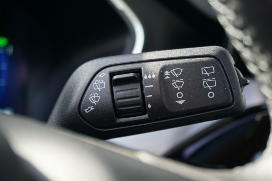 Ford Kuga 2.5 PHEV Titanium | PANO | WINTERPACK | HEAD UP | CARPLAY