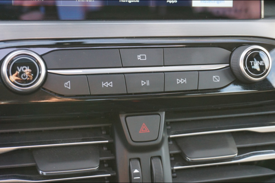 Ford Kuga 2.5 PHEV Titanium | PANO | WINTERPACK | HEAD UP | CARPLAY