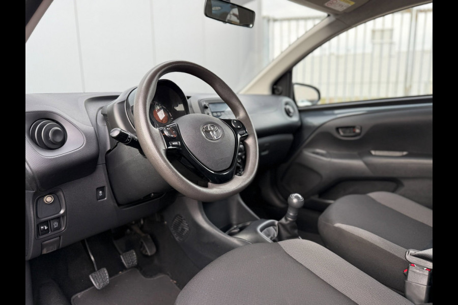 Toyota Aygo 1.0 VVT-i x-fun | Airco | Bluetooth | Radio | Elektrische ramen