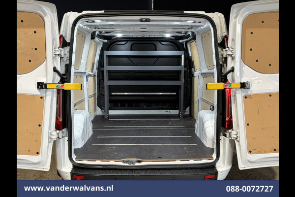 Ford Transit Custom 2.0 TDCI L2H1 Euro6 Airco | Camera | Navigatie | LED | Apple Carplay | Bijrijdersbank Cruisecontrol, Stoelverwarming, Verwarmde Voorruit, Parkeersensoren, 2670kg laadvermogen