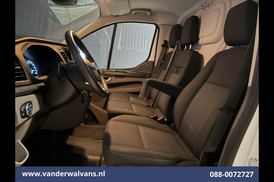 Ford Transit Custom 2.0 TDCI L2H1 Euro6 Airco | Camera | Navigatie | LED | Apple Carplay | Bijrijdersbank Cruisecontrol, Stoelverwarming, Verwarmde Voorruit, Parkeersensoren, 2670kg laadvermogen