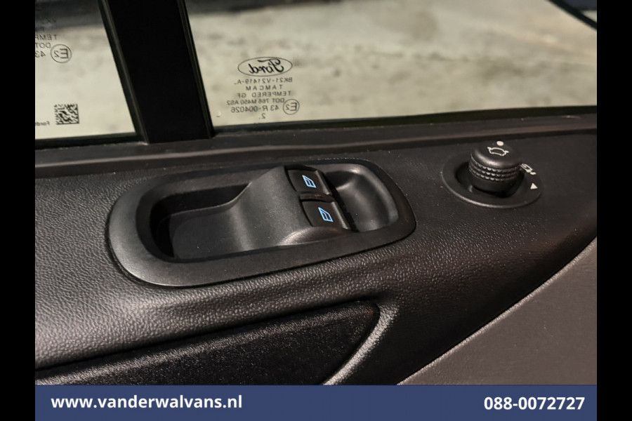 Ford Transit Custom 2.0 TDCI L2H1 Euro6 Airco | Camera | Navigatie | LED | Apple Carplay | Bijrijdersbank Cruisecontrol, Stoelverwarming, Verwarmde Voorruit, Parkeersensoren, 2670kg laadvermogen
