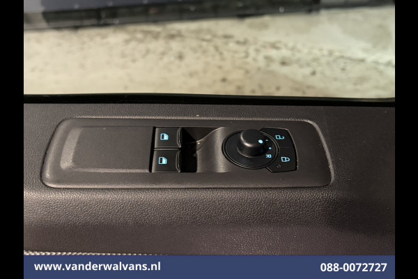Ford Transit Custom 2.0 TDCI 136pk L2H1 Euro6 Airco | Camera | LED | Apple Carplay, Android Auto Cruisecontrol, Verwarmde Voorruit, Parkeersensoren, Bijrijdersbank, 2740kg laadvermogen