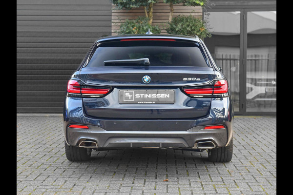 BMW 5 Serie 530e xDrive Business M-sport Laser ACC Leren bekleding 19 inch velgen Trekhaak