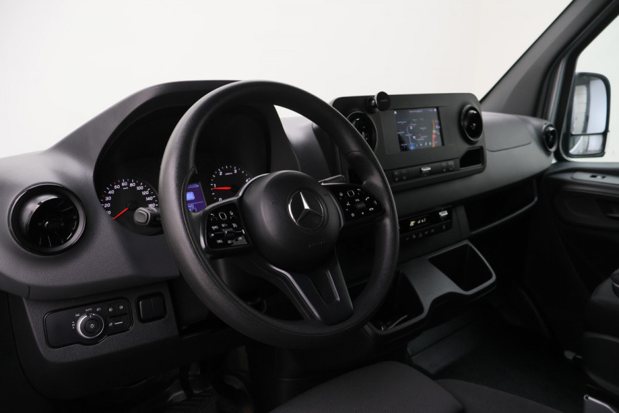 Mercedes-Benz Sprinter 316 2.2 CDI Aut. L2H2 Standkachel, LED, Camera, Cruise, Apple Carplay, Airco, Zonneklep, Trekhaak, 18''