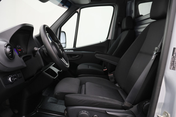 Mercedes-Benz Sprinter 316 2.2 CDI Aut. L2H2 Standkachel, LED, Camera, Cruise, Apple Carplay, Airco, Zonneklep, Trekhaak, 18''