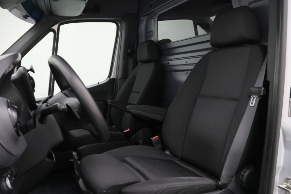 Mercedes-Benz Sprinter 316 2.2 CDI Aut. L2H2 Standkachel, LED, Camera, Cruise, Apple Carplay, Airco, Zonneklep, Trekhaak, 18''