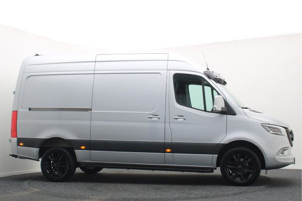 Mercedes-Benz Sprinter 316 2.2 CDI Aut. L2H2 Standkachel, LED, Camera, Cruise, Apple Carplay, Airco, Zonneklep, Trekhaak, 18''