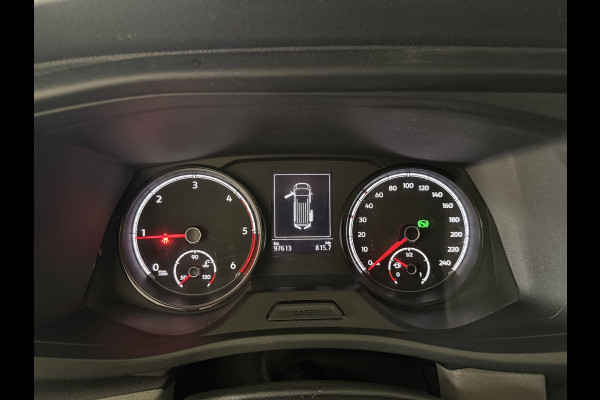 Volkswagen Transporter 2.0 TDI L1H1 Automaat Airco /carplay / Camera / 3 zits / Trekhaak