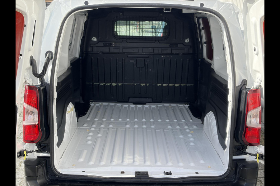 Peugeot Partner 1.5 BlueHDI Premium Long*A/C*CRUISE*NAVI*PDC*