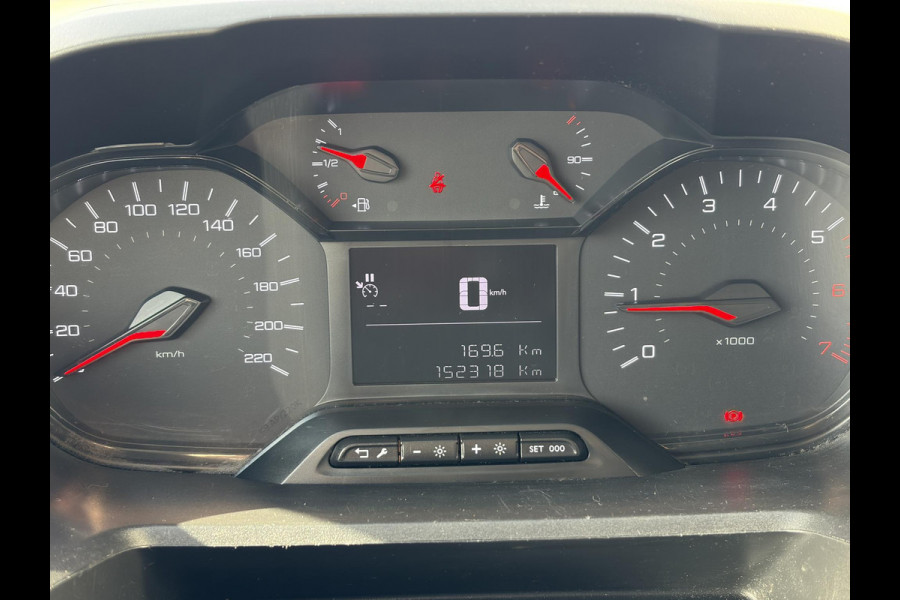 Peugeot Partner 1.5 BlueHDI Premium Long*A/C*CRUISE*NAVI*PDC*