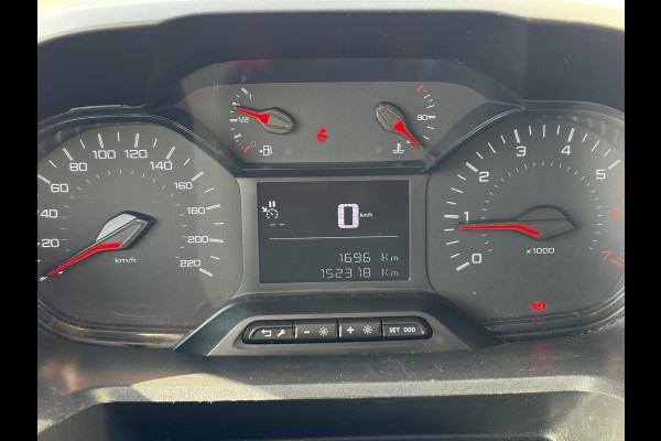 Peugeot Partner 1.5 BlueHDI Premium Long*A/C*CRUISE*NAVI*PDC*