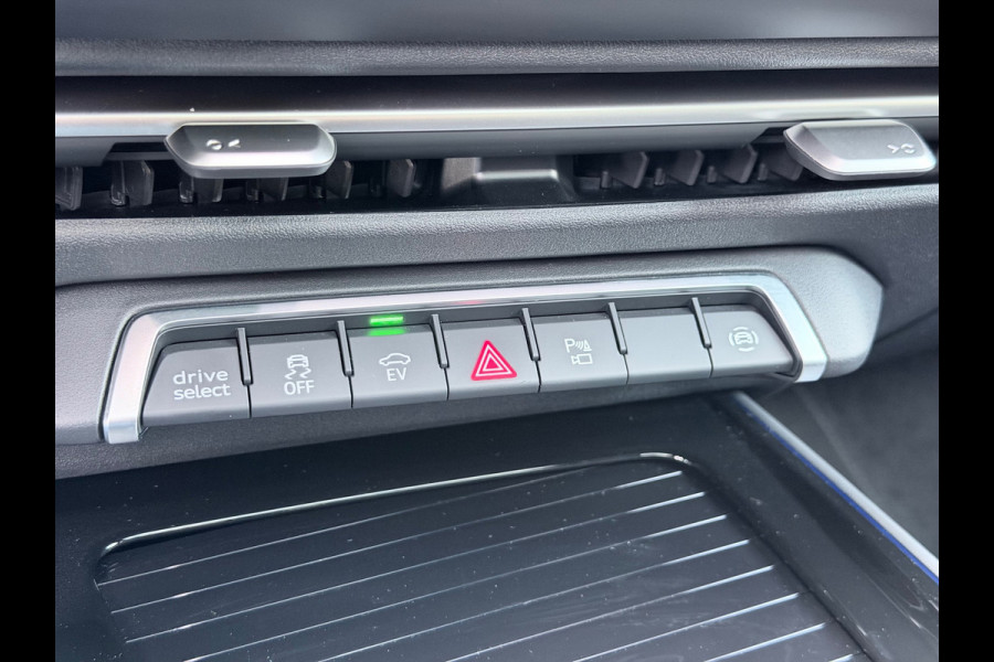 Audi Q3 Sportback 1.5 e-hybrid S edition Pano/Memory/Sonos/HuD