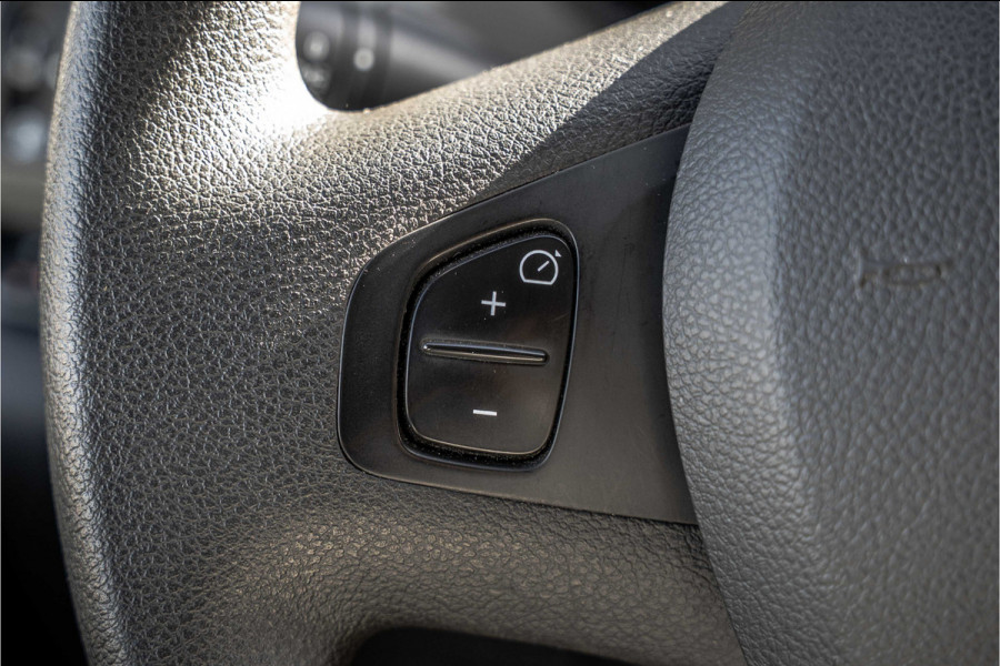 Renault Trafic 1.6 dCi 95 L1H1 | Cruise | Navi | Airco | Trekhaak | Imperiaal