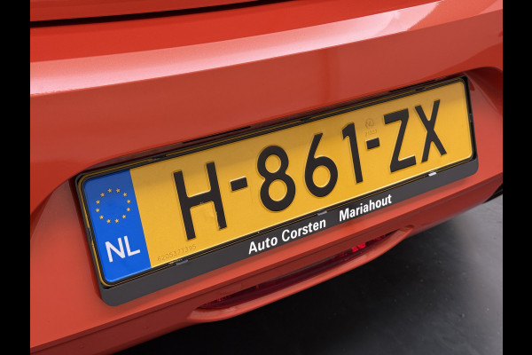 Opel Corsa 100PK 5Drs Automaat Elegance Two-tone Navi Ecc Apple Carplay Android Auto Bluetooth Cruise Control Keyless Lmv Led Privacy Glas Isofix Lane Assist Regen-Lichtsensor 1e Eigenaar Dealeronderhouden Origineel Nederlandse Auto