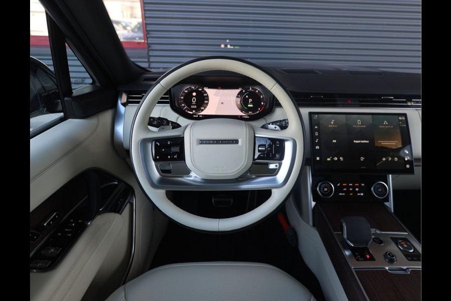 Land Rover Range Rover P510e Autobiography | Pano - Trekhaak - Meridian