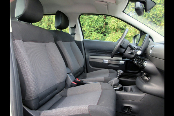 Citroën C4 Cactus 1.2 * Navigatie * Pdc * Carplay *