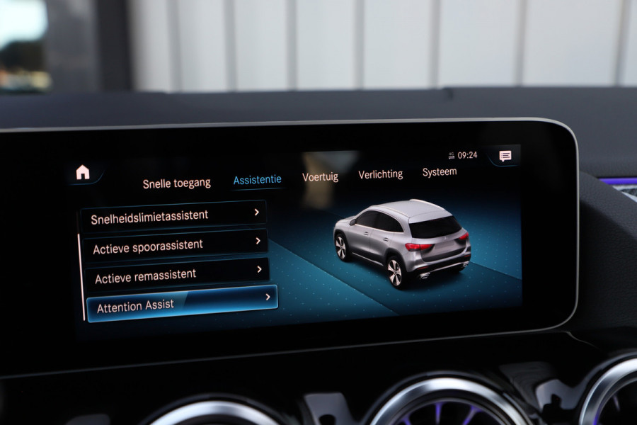 Mercedes-Benz GLA 200 AMG | 163PK | Pano | Memory | Keyless-go | Sfeerverlichting | Multibeam | Widescreen | Camera | 2020.