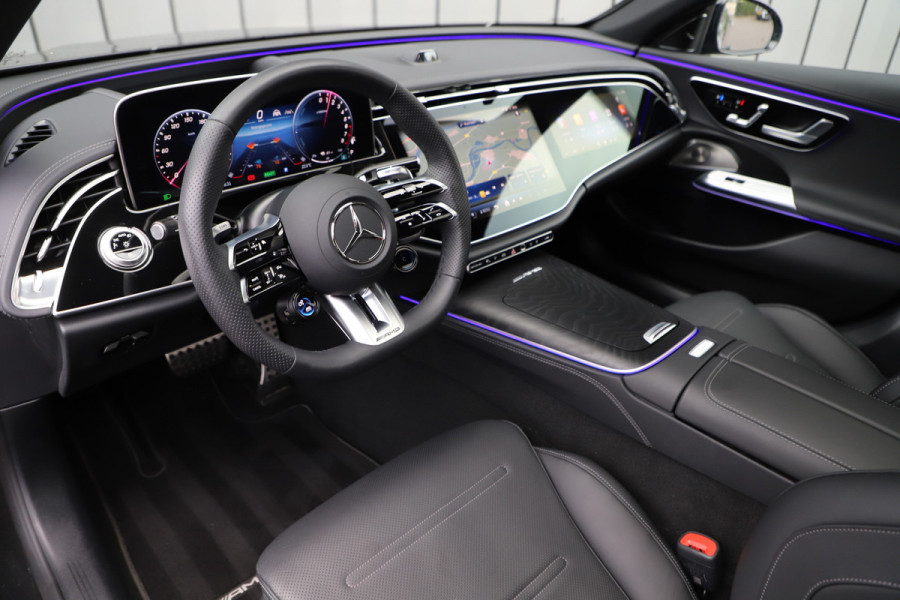 Mercedes-Benz E-Klasse AMG 53 4MATIC+ | 585PK | Massage | Hyperscreen | Achterasbesturing | Head-up | Burmster 4D | Stoelkoeling | Soft-close | Keyless