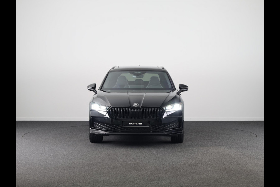 Škoda Superb Combi Sportline Business PHEV 1.5 TSI 204pk DSG-6 | Trekhaak | Travel assist plus | Panoramadak | Canton | 19 inch lichtmetalen velgen