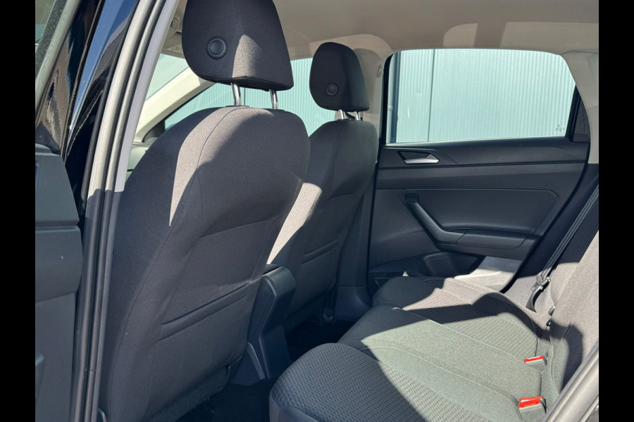 Volkswagen Polo 1.0 TSI Comfortline Business * Navigatiesysteem * Stoelverwarming *