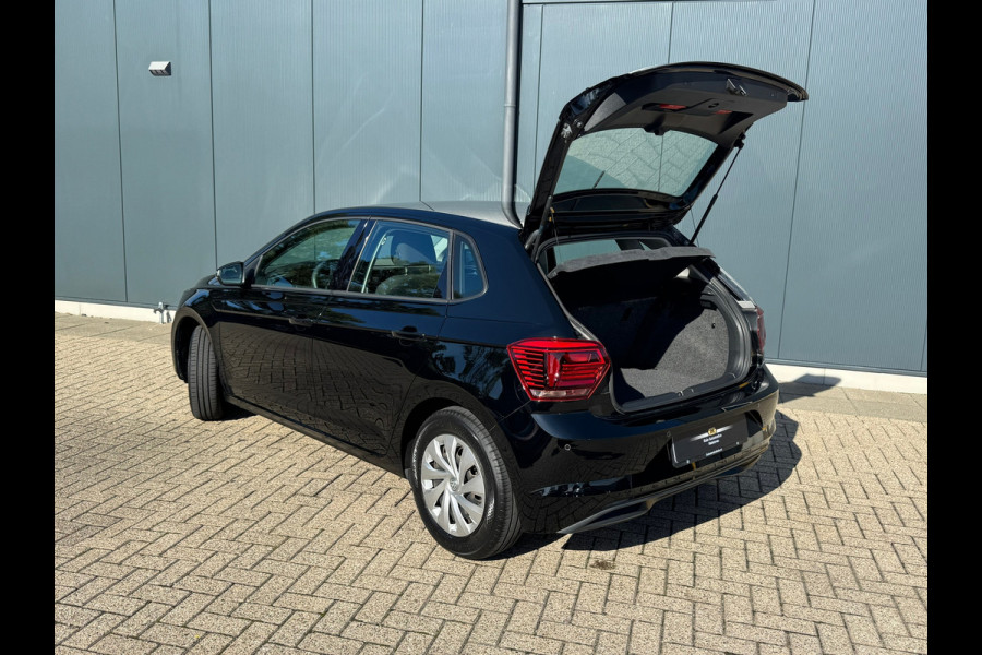 Volkswagen Polo 1.0 TSI Comfortline Business * Navigatiesysteem * Stoelverwarming *