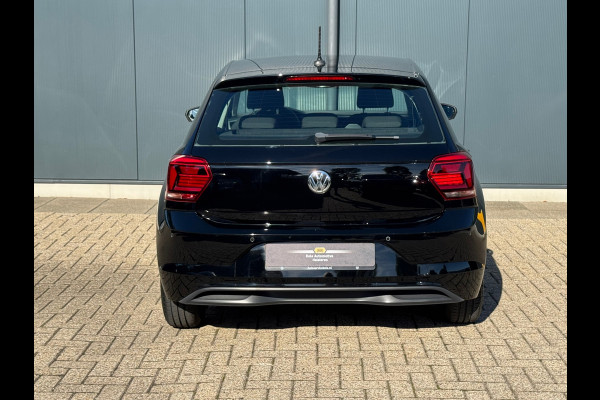 Volkswagen Polo 1.0 TSI Comfortline Business * Navigatiesysteem * Stoelverwarming *
