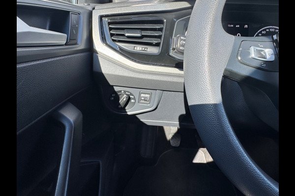 Volkswagen Polo 1.0 TSI Comfortline Business * Navigatiesysteem * Stoelverwarming *