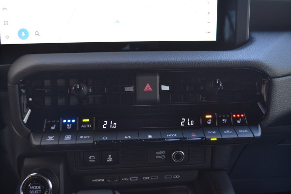 Toyota Land Cruiser 2.8 D-4D Hybrid Navigator VAN