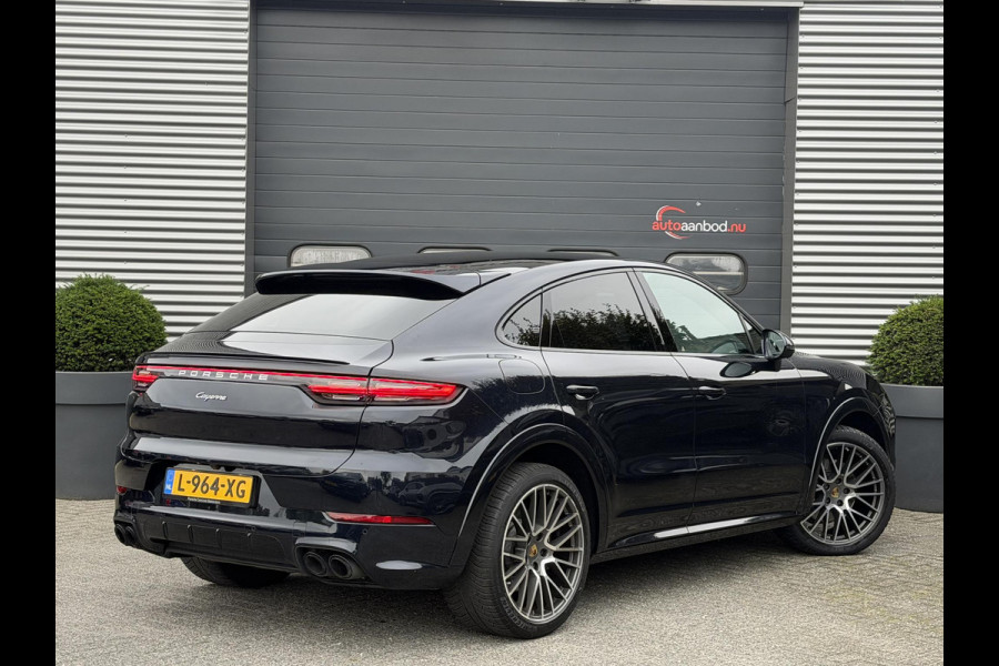 Porsche Cayenne Coupé 3.0 E-Hybrid Sport Chrono | Panoramadak | 360* Camera | Luchtvering | Bose |