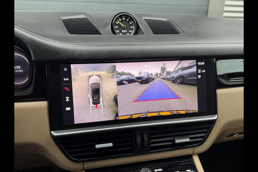 Porsche Cayenne Coupé 3.0 E-Hybrid Sport Chrono | Panoramadak | 360* Camera | Luchtvering | Bose |